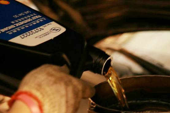 全合成机油喂爱驹 俺的新君威首保心得分享 卓众汽车网