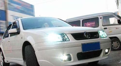 车灯改装:如何解决改装氙气大灯散光问题