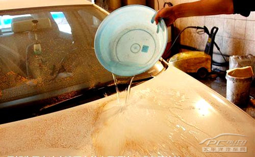 沙尘暴过后洗车要注意 别让爱车受委屈