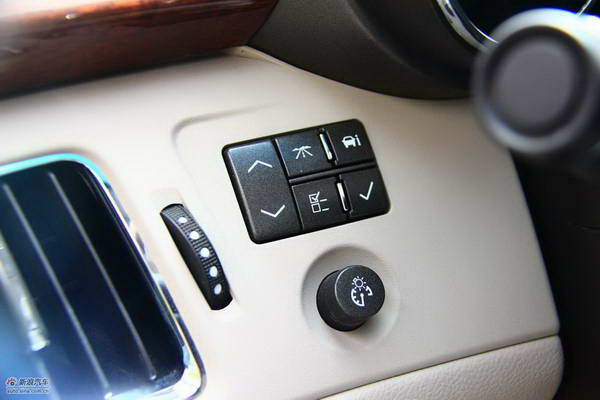 凯迪拉克CTS Wagon内饰实拍图
