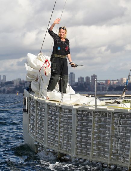 快乐的女船长罗伊尔 快乐的女船长罗伊尔